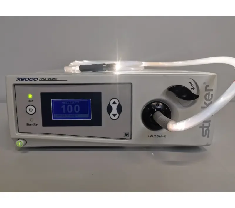 Stryker Light Source X 8000